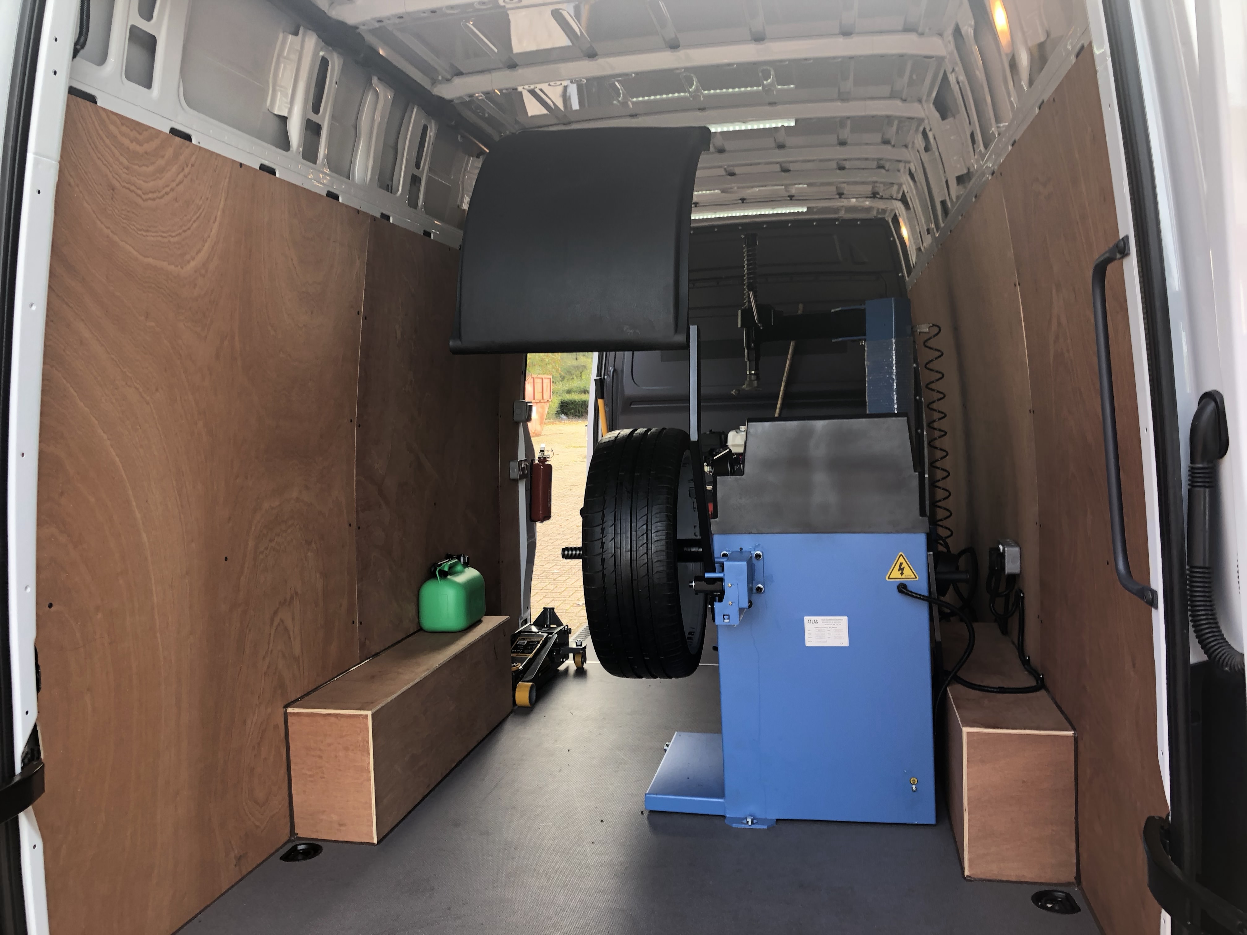 Mobile Tyre Fitting Van Conversion Blog Tyre Bay Direct