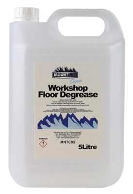 Workshop floor degreaser for clean garage